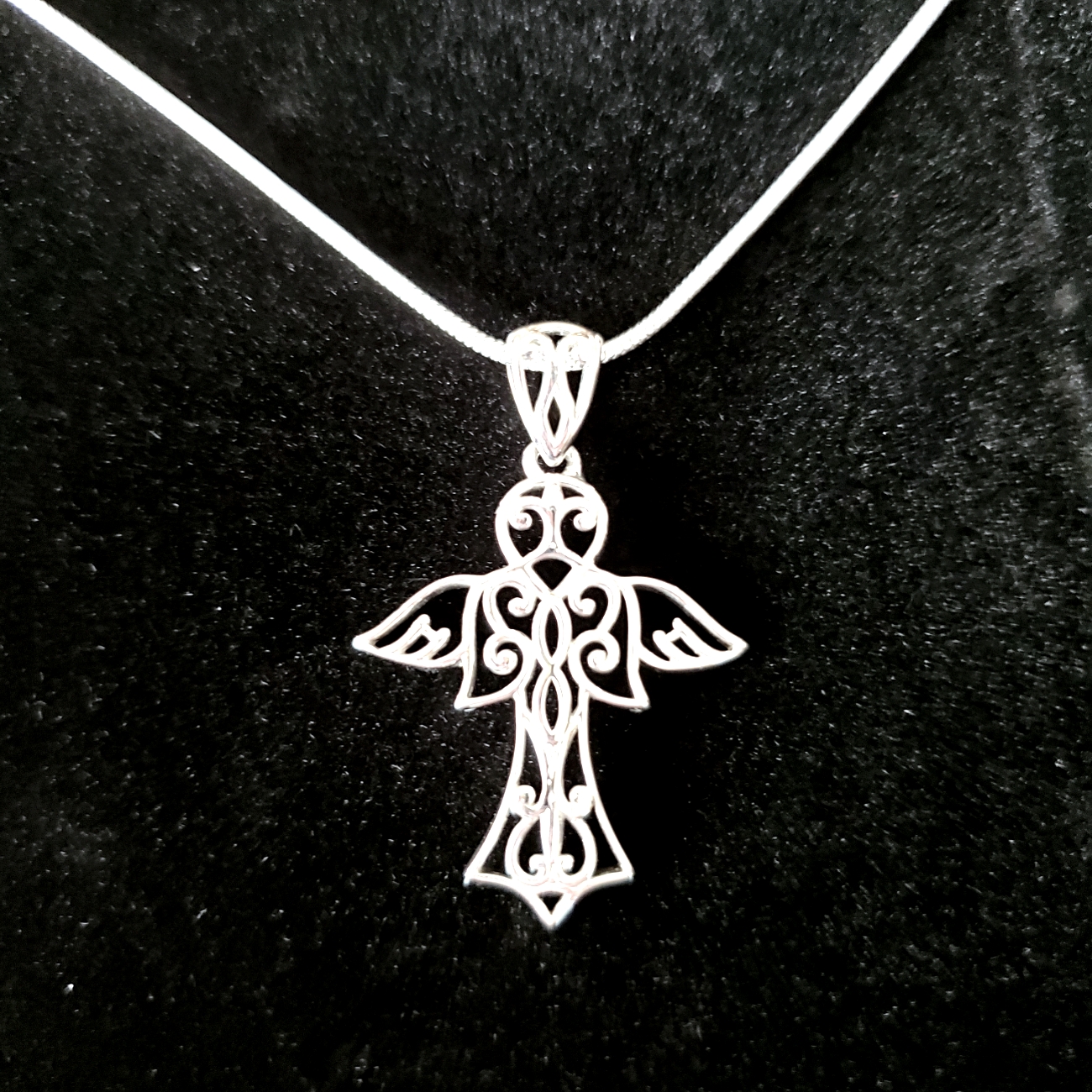 Angel Pendant Platinum Over Sterling Silver 2.25 Grams 22